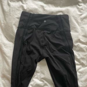 Black lululemon tights 28”